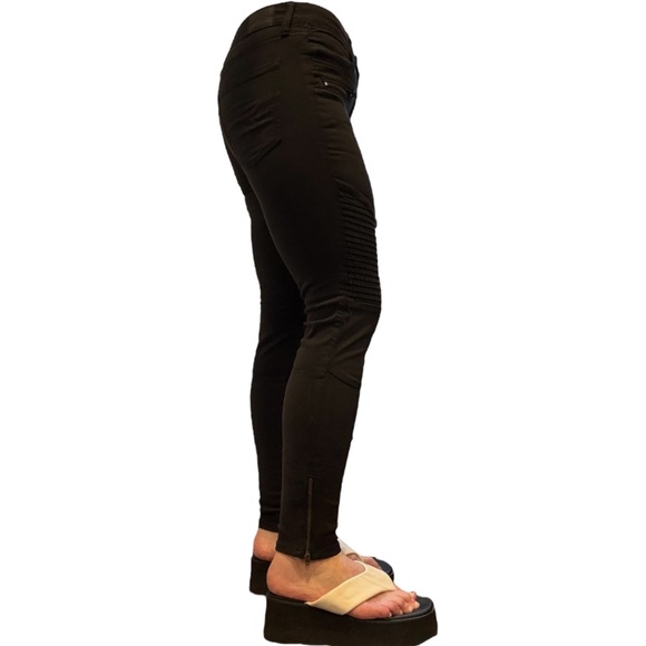 Black High Rise Jegging - Picture 5 of 16